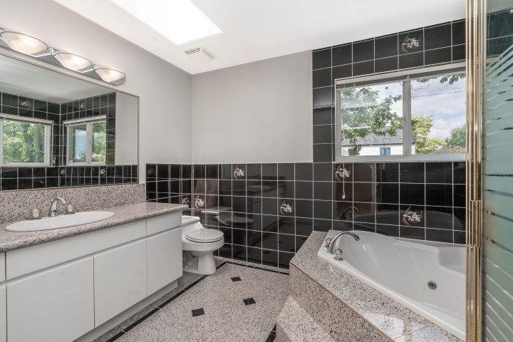 Photo 27 at 2304 Garden Drive, Grandview Woodland, Vancouver East