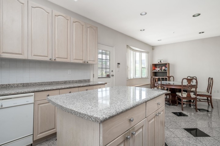 Photo 12 at 2304 Garden Drive, Grandview Woodland, Vancouver East