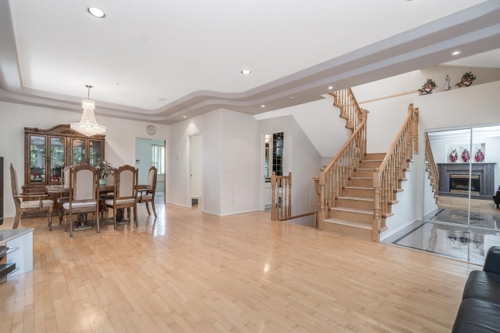 Photo 5 at 2304 Garden Drive, Grandview Woodland, Vancouver East