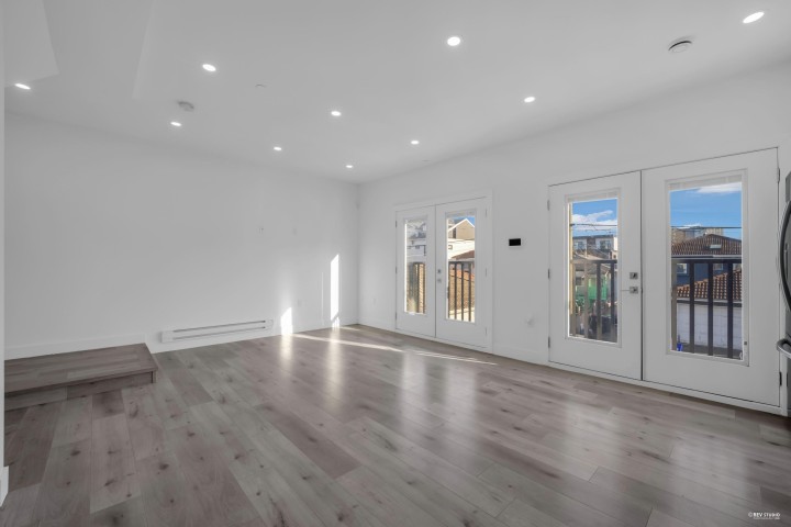 Photo 7 at 5140 Slocan Street, Collingwood VE, Vancouver East