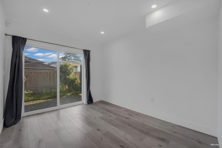 Photo 18 at 5140 Slocan Street, Collingwood VE, Vancouver East