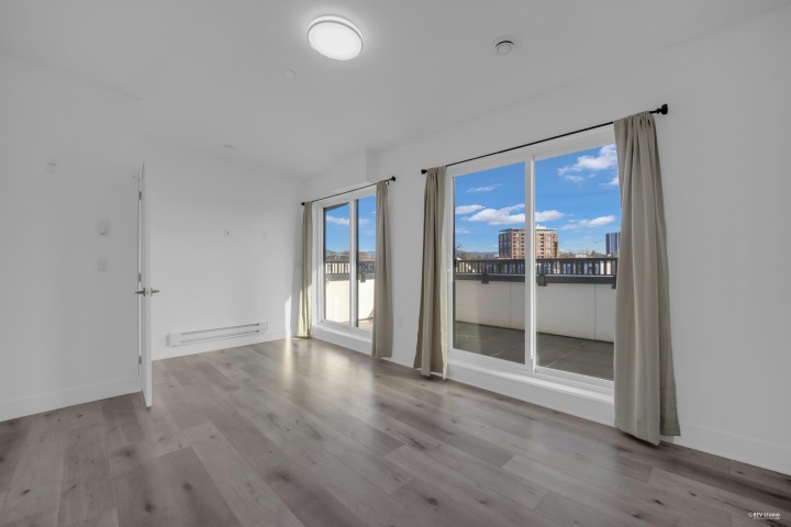 Photo 11 at 5140 Slocan Street, Collingwood VE, Vancouver East