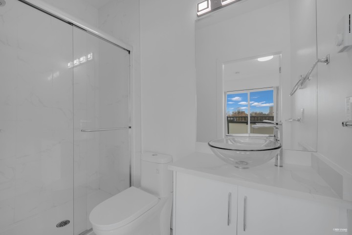 Photo 19 at 5140 Slocan Street, Collingwood VE, Vancouver East