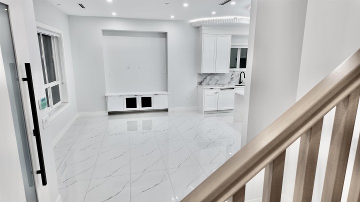 Photo 5 at 1330 E 64th Avenue, South Vancouver, Vancouver East