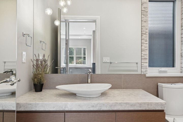 Photo 16 at 4481 W 15th Avenue, Point Grey, Vancouver West