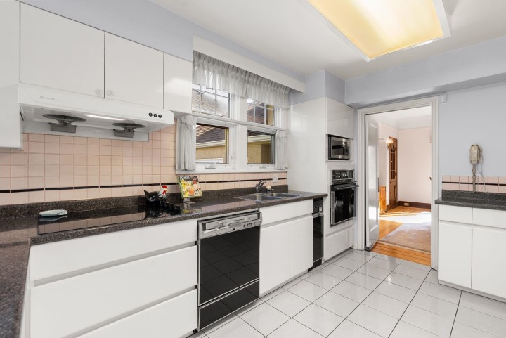 Photo 19 at 1537 W 40th Avenue, Shaughnessy, Vancouver West