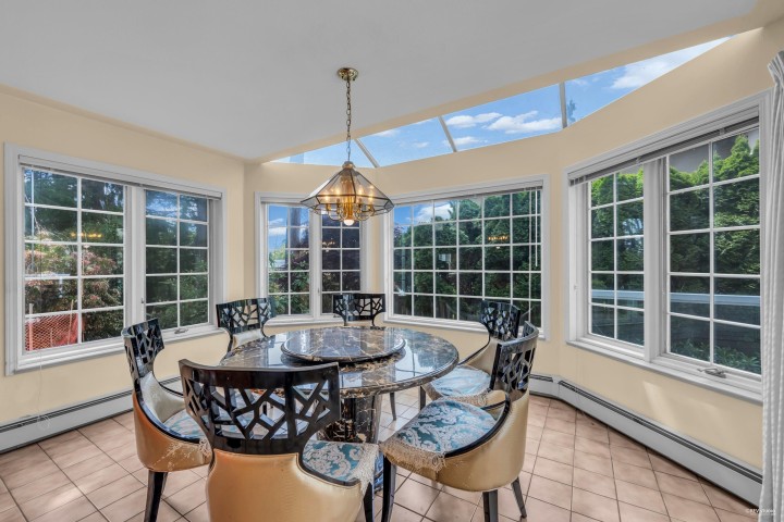 Photo 9 at 1338 W 54th Avenue, South Granville, Vancouver West