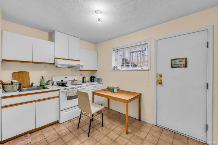 Photo 25 at 1338 W 54th Avenue, South Granville, Vancouver West