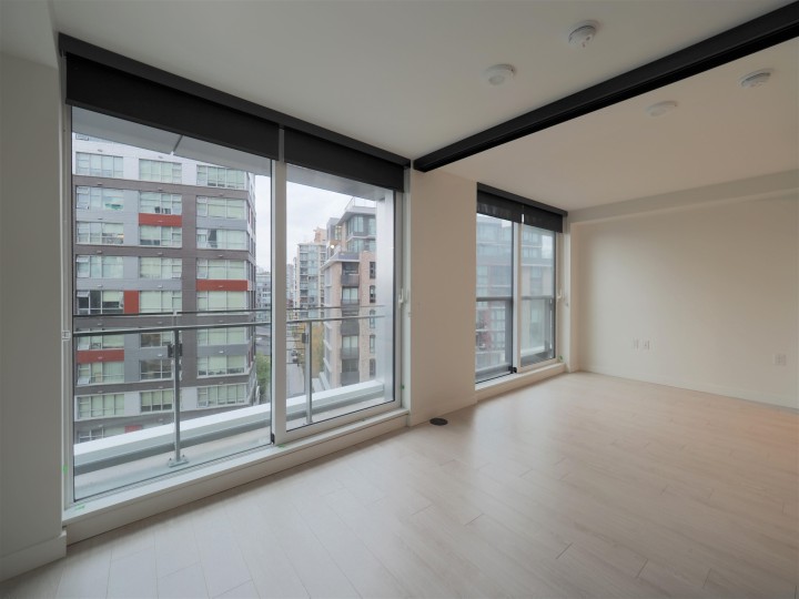 Photo 6 at 801 - 1768 Cook Street, False Creek, Vancouver West