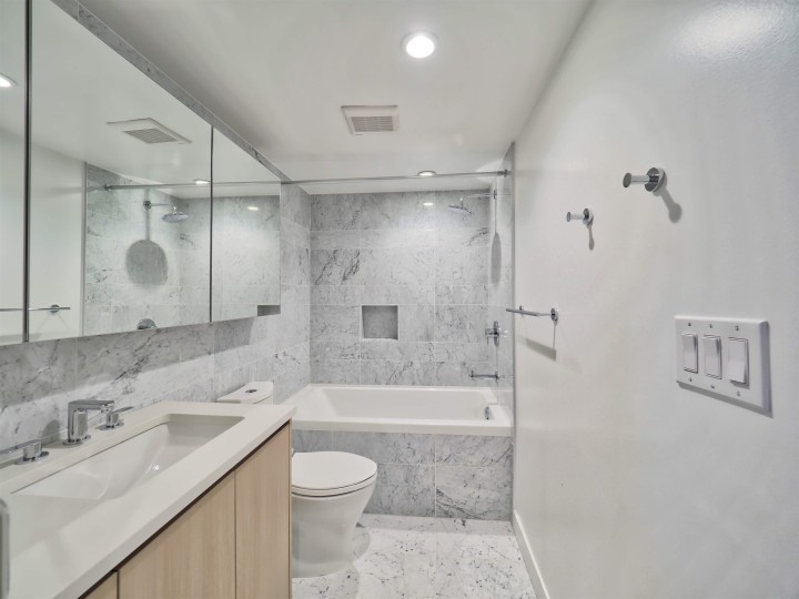 Photo 14 at 801 - 1768 Cook Street, False Creek, Vancouver West