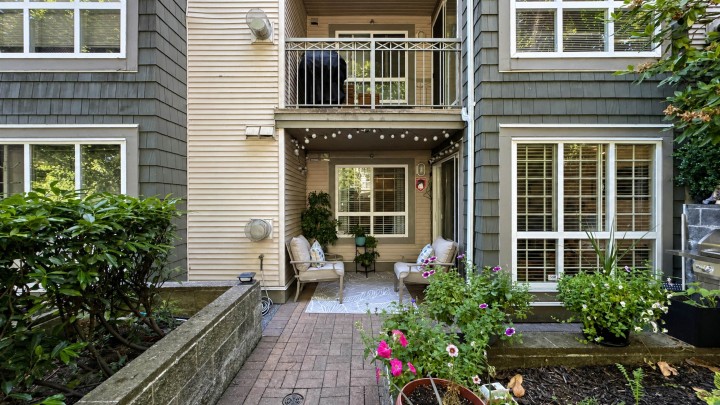 Photo 1 at 106 - 8495 Jellicoe Street, South Marine, Vancouver East