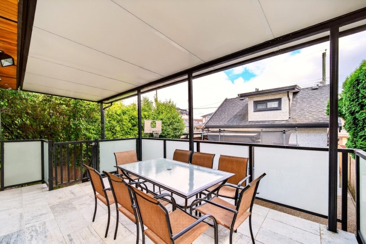 Photo 32 at 5886 Sherbrooke Street, Knight, Vancouver East