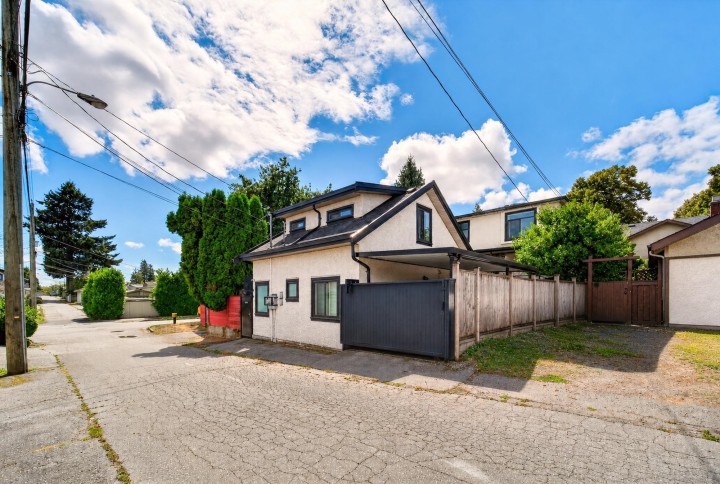 Photo 35 at 5886 Sherbrooke Street, Knight, Vancouver East