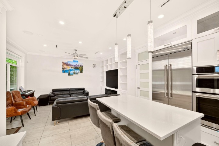 Photo 8 at 5886 Sherbrooke Street, Knight, Vancouver East