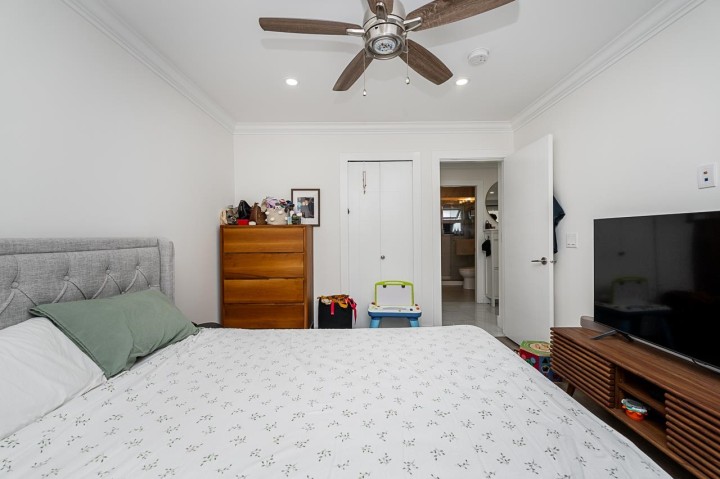 Photo 13 at 2843 E 5th Avenue, Renfrew VE, Vancouver East