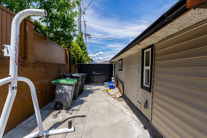 Photo 39 at 2843 E 5th Avenue, Renfrew VE, Vancouver East