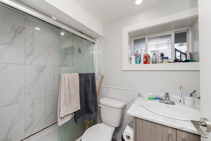 Photo 25 at 2843 E 5th Avenue, Renfrew VE, Vancouver East