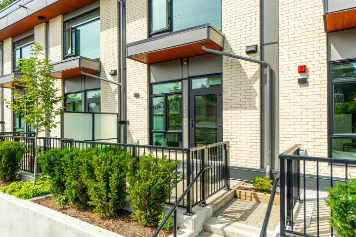 Photo 4 at 12 - 6778 Oak Street, South Cambie, Vancouver West