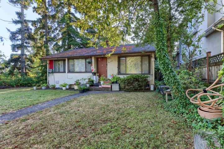 Photo 1 at 8287 Victoria Drive, Fraserview VE, Vancouver East