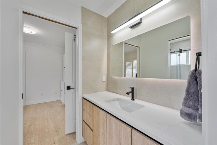 Photo 28 at 817 W 60th Avenue, Marpole, Vancouver West