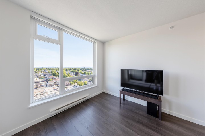 Photo 13 at 2308 - 5665 Boundary Road, Collingwood VE, Vancouver East