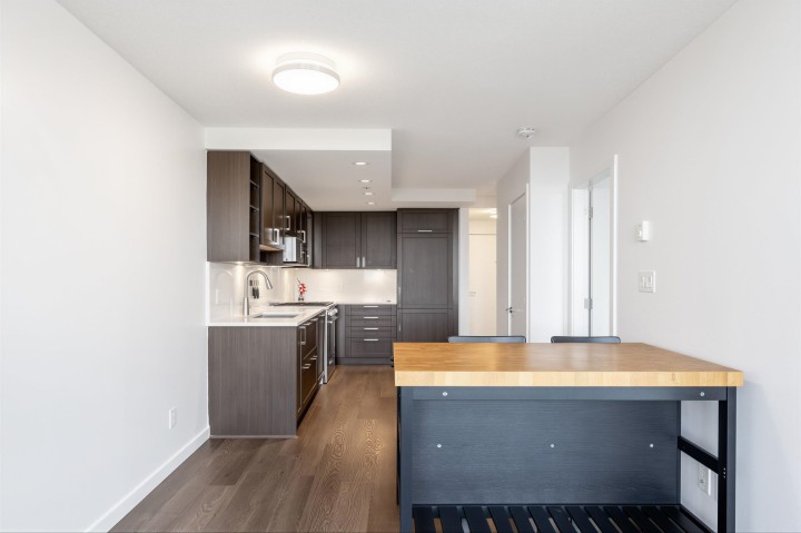 Photo 8 at 2308 - 5665 Boundary Road, Collingwood VE, Vancouver East