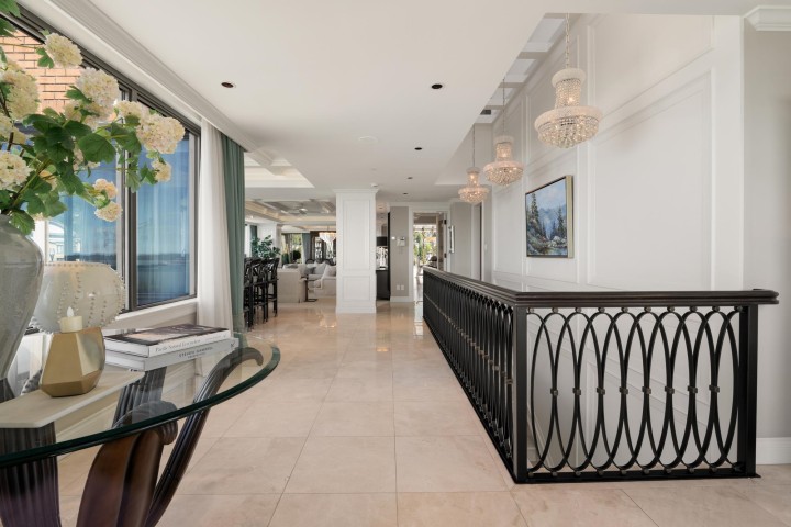 Photo 7 at PH - 2250 Bellevue Avenue, Dundarave, West Vancouver