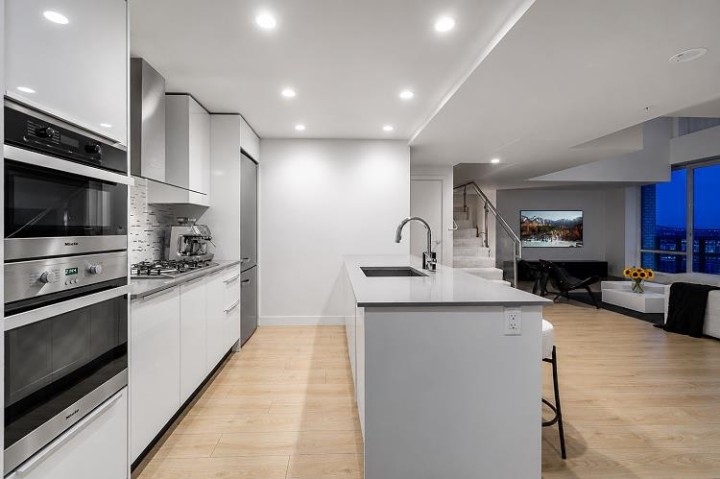 Photo 8 at PH02 - 1283 Howe Street, Downtown VW, Vancouver West