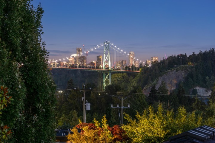 Photo 36 at 1104 Esquimalt Avenue, Ambleside, West Vancouver
