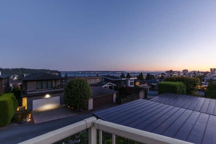Photo 31 at 1104 Esquimalt Avenue, Ambleside, West Vancouver