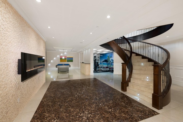 Photo 37 at 2912 Mathers Avenue, Altamont, West Vancouver