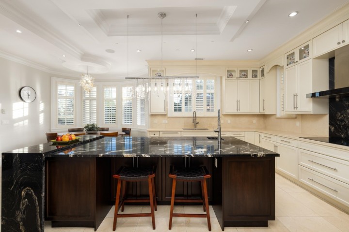 Photo 21 at 2912 Mathers Avenue, Altamont, West Vancouver