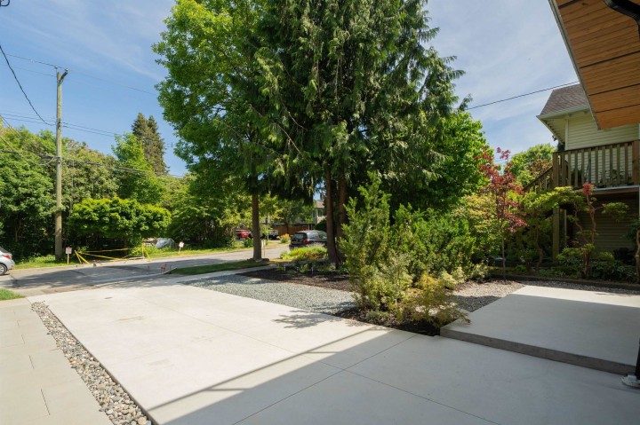 Photo 3 at 1 - 4161 Windsor Street, Fraser VE, Vancouver East