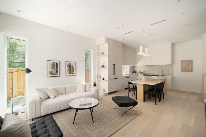 Photo 5 at 1 - 4161 Windsor Street, Fraser VE, Vancouver East