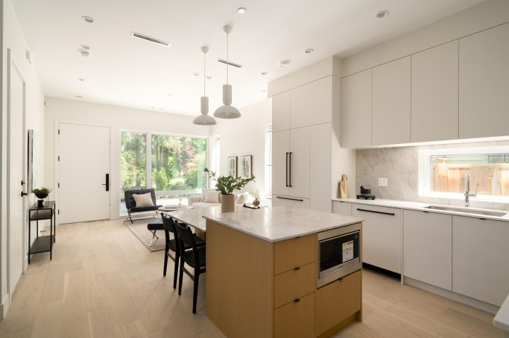 Photo 10 at 1 - 4161 Windsor Street, Fraser VE, Vancouver East