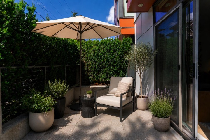 Photo 17 at 637 Victoria Drive, Hastings, Vancouver East