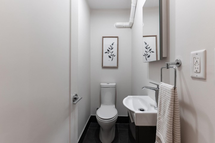 Photo 16 at 637 Victoria Drive, Hastings, Vancouver East