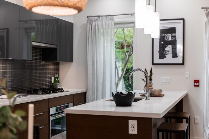 Photo 9 at 637 Victoria Drive, Hastings, Vancouver East