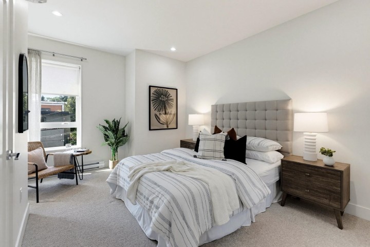 Photo 19 at 637 Victoria Drive, Hastings, Vancouver East