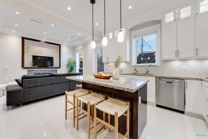 Photo 11 at 3582 Franklin Street, Hastings Sunrise, Vancouver East