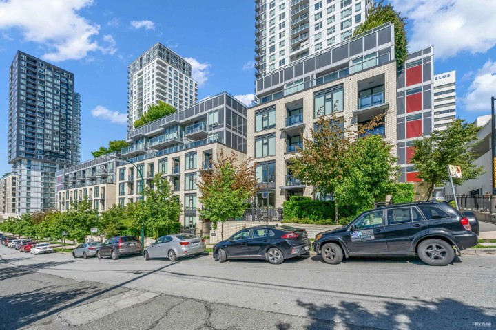 Photo 1 at 614 - 5598 Ormidale Street, Collingwood VE, Vancouver East