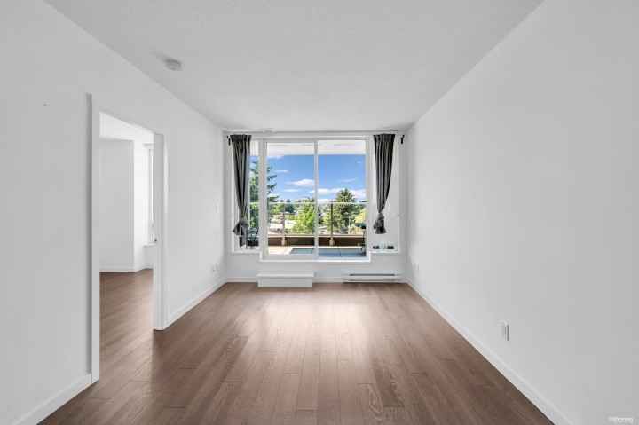 Photo 11 at 614 - 5598 Ormidale Street, Collingwood VE, Vancouver East