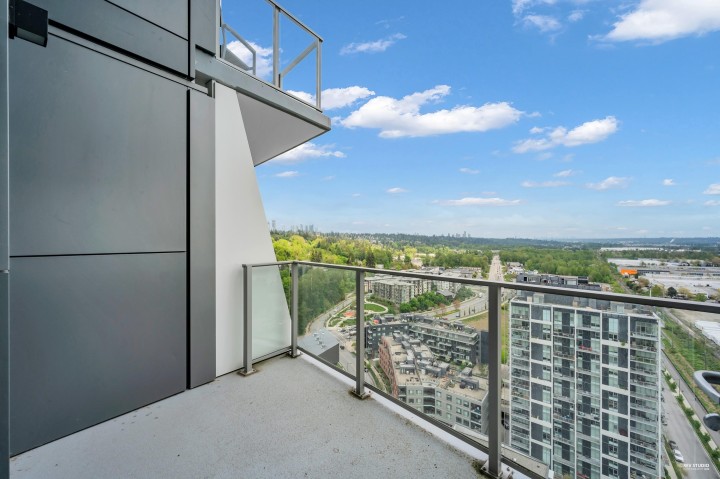 Photo 21 at 2406 - 3538 Sawmill Crescent, Vancouver East
