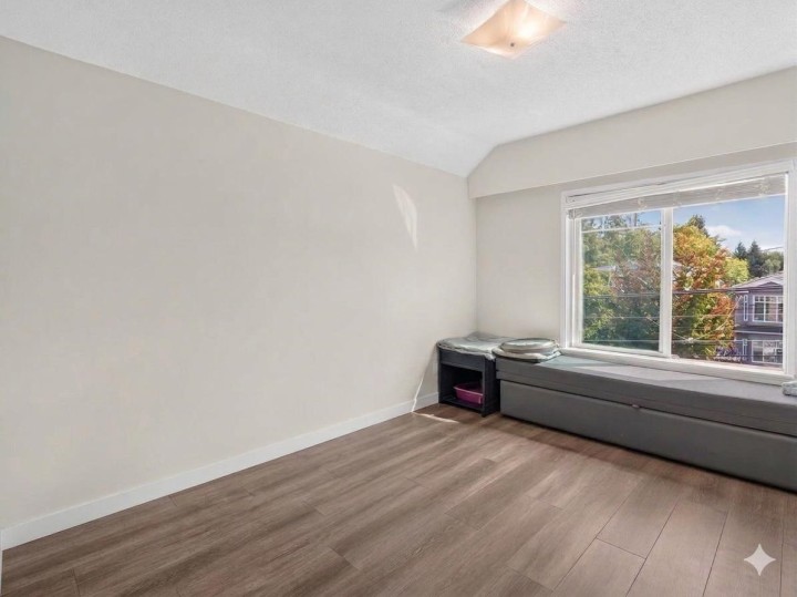 Photo 13 at 3807 Victoria Drive, Victoria VE, Vancouver East
