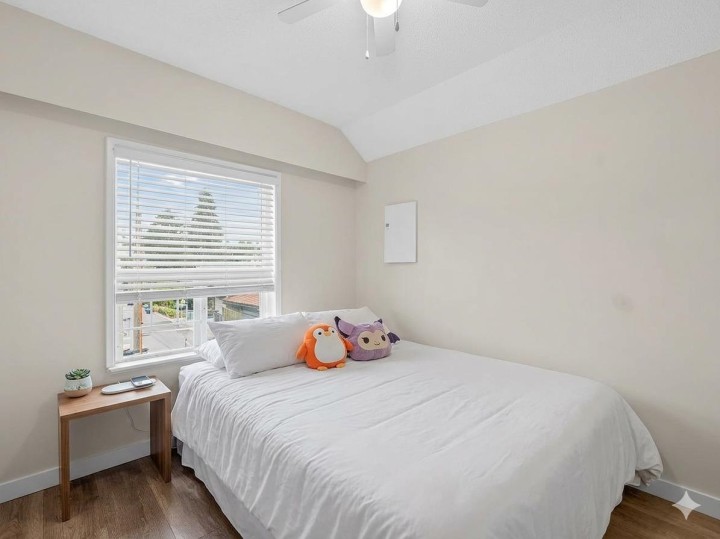 Photo 12 at 3807 Victoria Drive, Victoria VE, Vancouver East