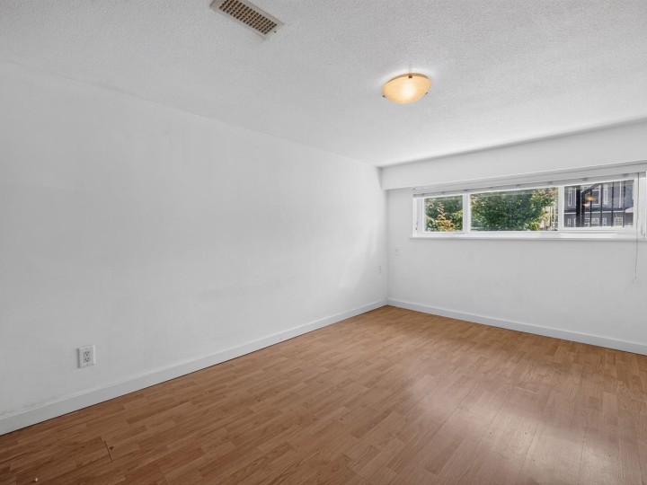Photo 19 at 3807 Victoria Drive, Victoria VE, Vancouver East