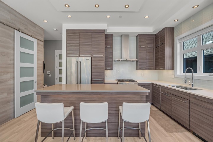 Photo 2 at 730 E 11th Avenue, Mount Pleasant VE, Vancouver East