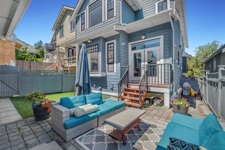Photo 11 at 730 E 11th Avenue, Mount Pleasant VE, Vancouver East