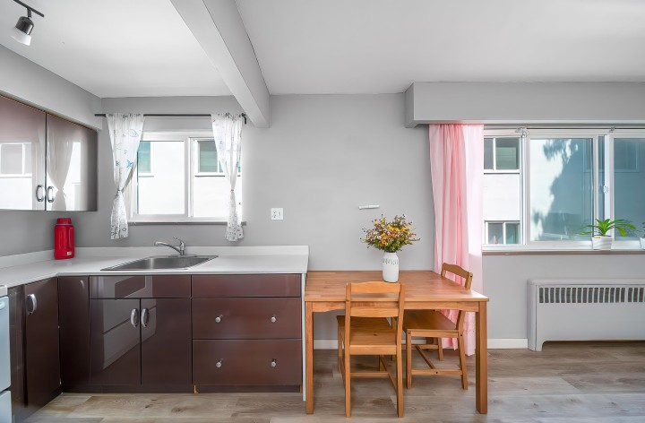 Photo 8 at 108 - 8622 Selkirk Street, Marpole, Vancouver West