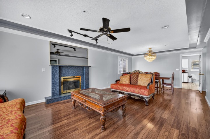 Photo 6 at 1033 E 39th Avenue, Fraser VE, Vancouver East